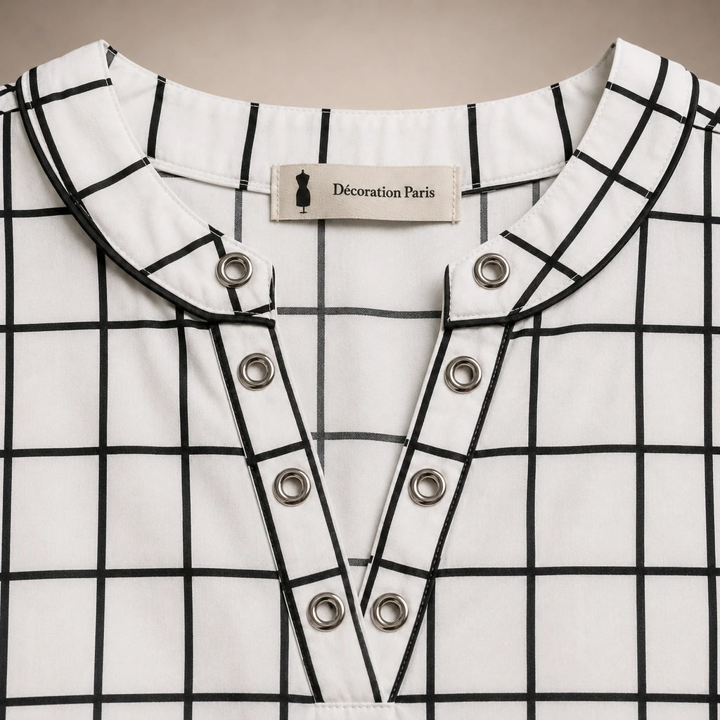 Blouse Carreaux Col V & Œillets Strass Argentés